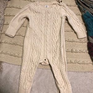 Baby GAP Knit Long Sleeve Romper Bodysuit 12-18m